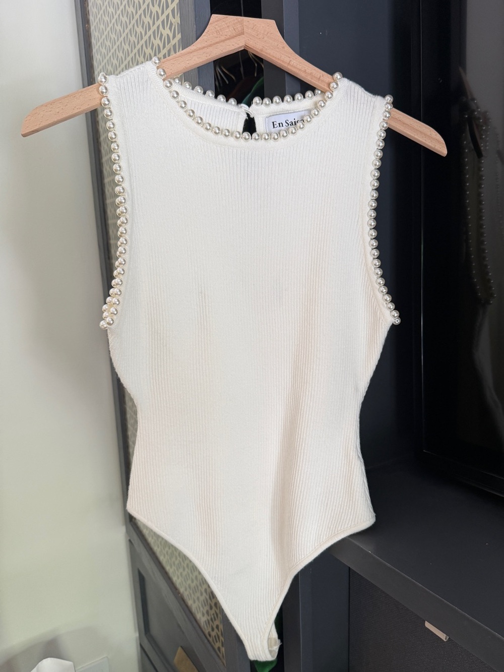 En Saison Pearl Trim Ribbed Knit Sleeveless Bodysuit Ivory Cream L - Never worn